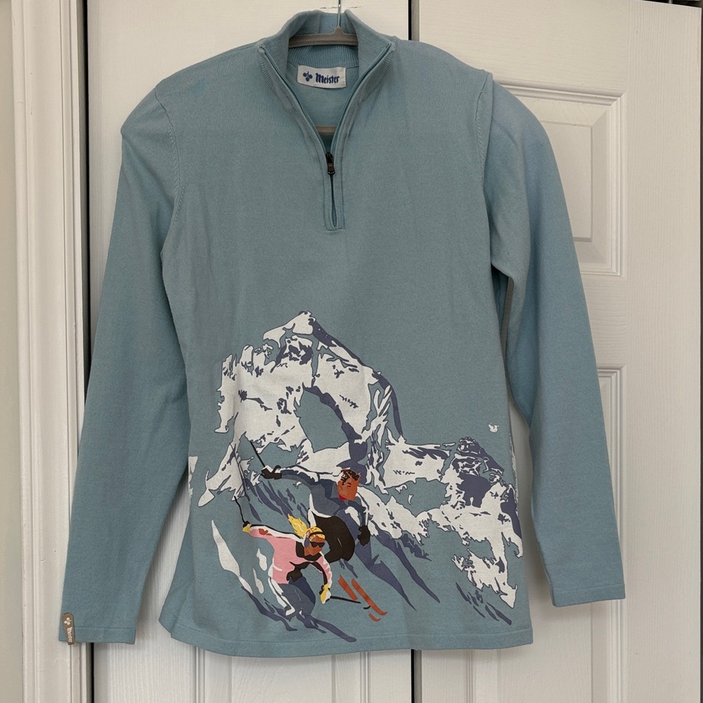 Vintage Ski Graphic Quarter-Zip Pullover in Light Blue